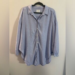 American Eagle Womens Oversized Chambray Button Down Medium